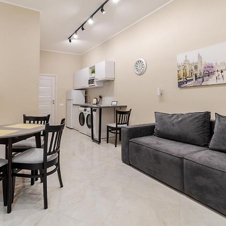 利沃夫Luxury Flat In Downtown 2公寓 外观 照片