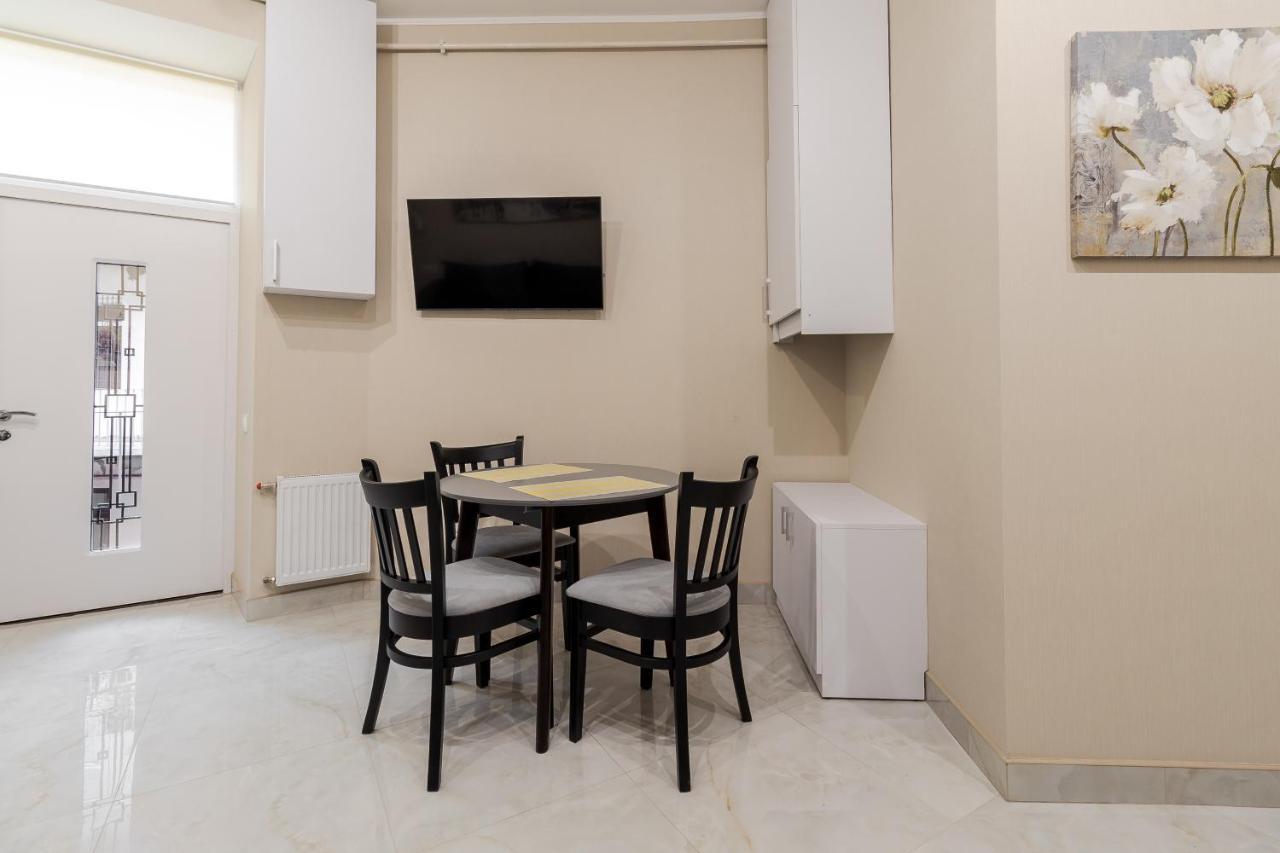 利沃夫Luxury Flat In Downtown 2公寓 外观 照片